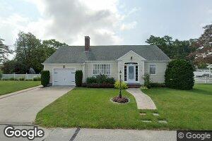 32 Smith St, South Dartmouth, MA 02748