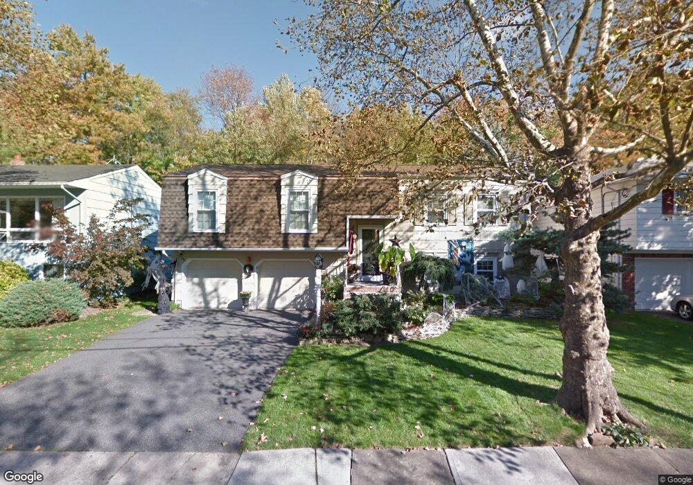 9 Ash Ln, Lake Hiawatha, NJ 07034 - photo 1