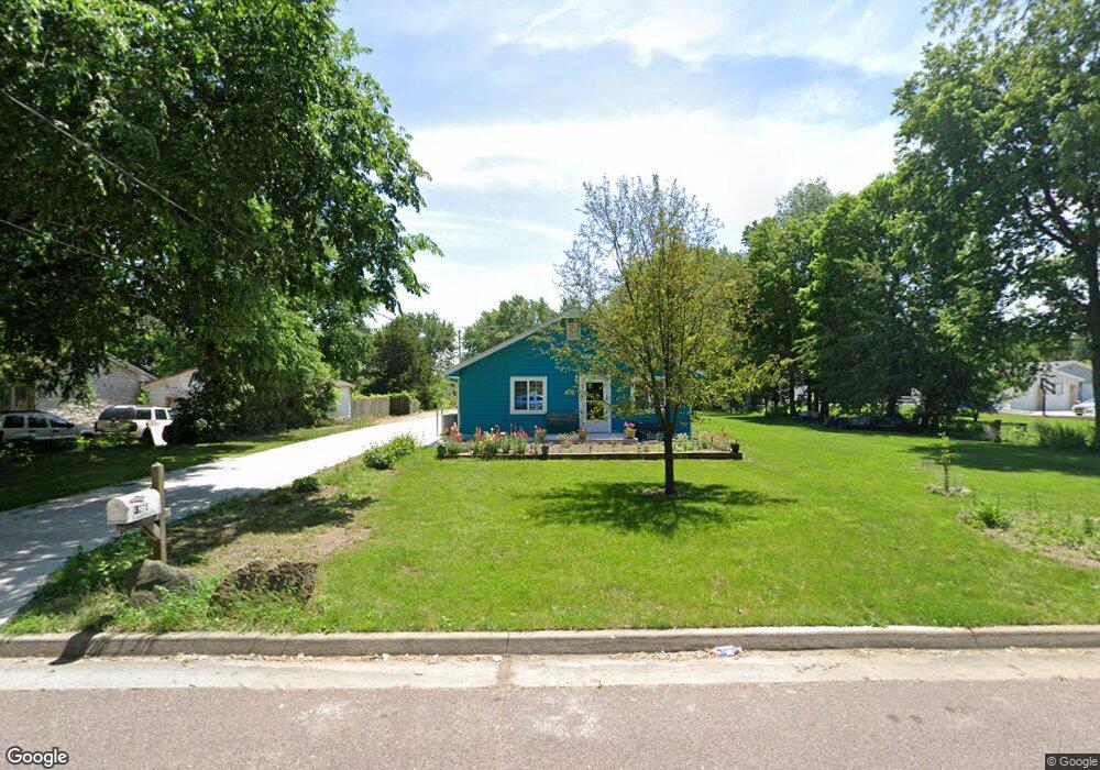 3275 E Shawnee Ave, Des Moines, IA 50317 - photo 1