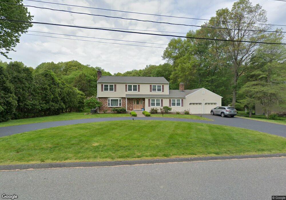206 Putting Green Rd, Trumbull, CT 06611 - photo 1