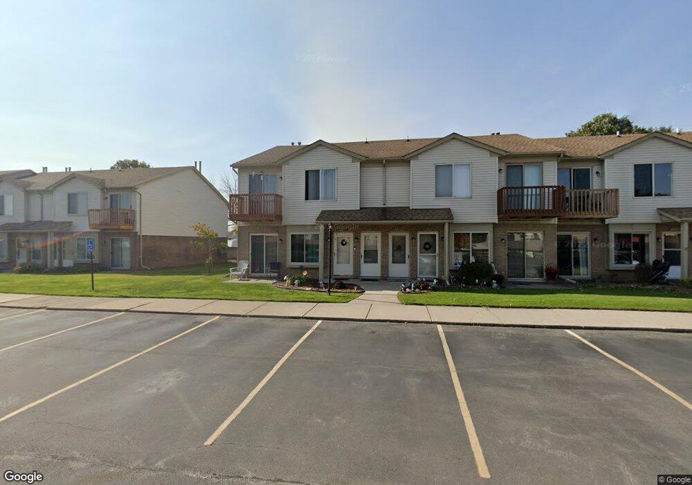 27745 Carini Villa St unit 24, Roseville, MI 48066 - photo 1