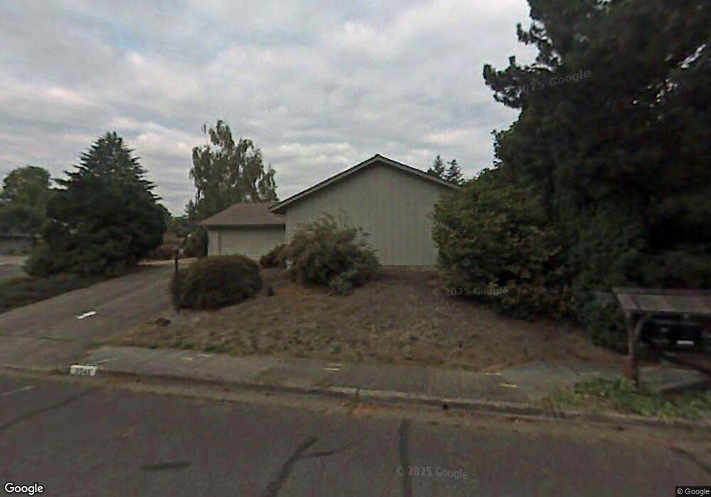 9045 SW Parkview Loop, Beaverton, OR 97008 - photo 1