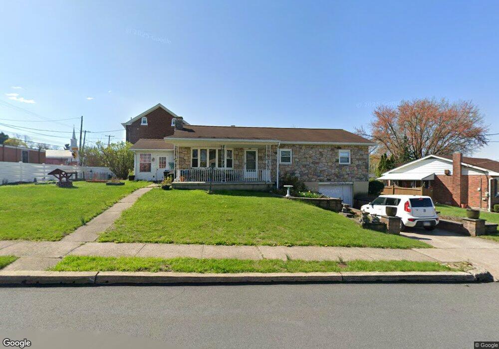 802 Emerson Ave, Reading, PA 19605 - photo 1