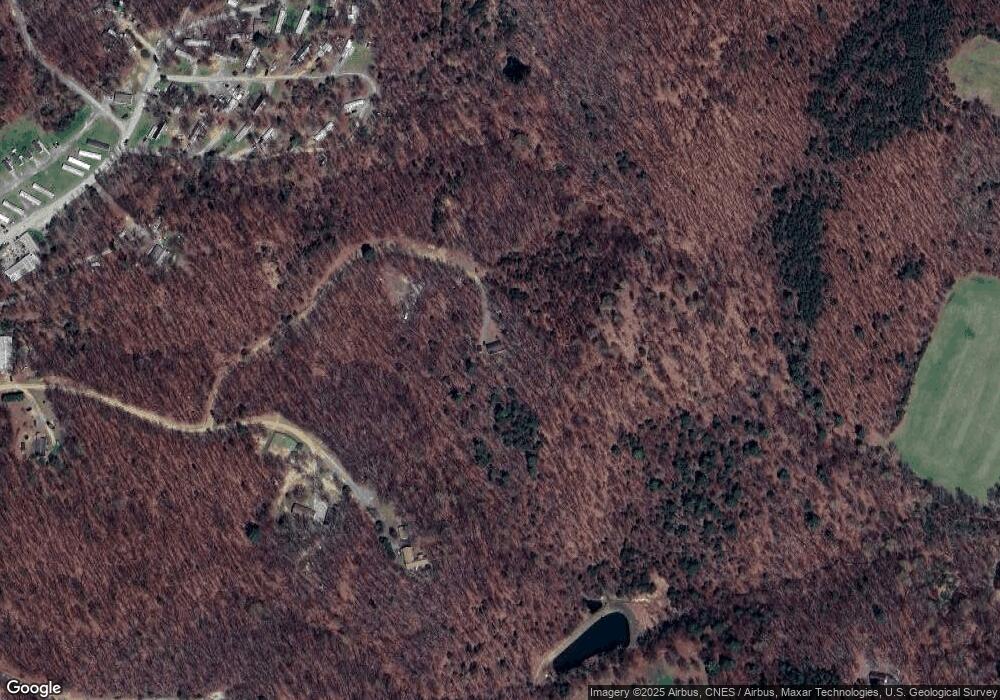 212 Kee Kee Ln, Berkeley Springs, WV 25411 - photo 1