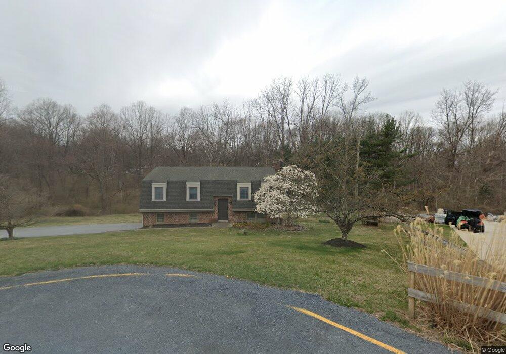 5052 Ridgewood Rd, Reading, PA 19608 - photo 1