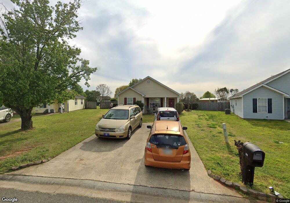 213 Worthington Ln, Warner Robins, GA 31088 - photo 1