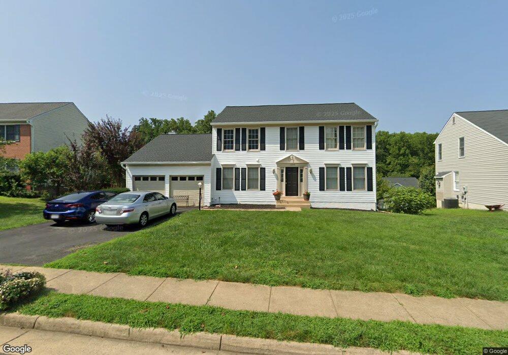 16044 Kings Mountain Rd, Woodbridge, VA 22191 - photo 1