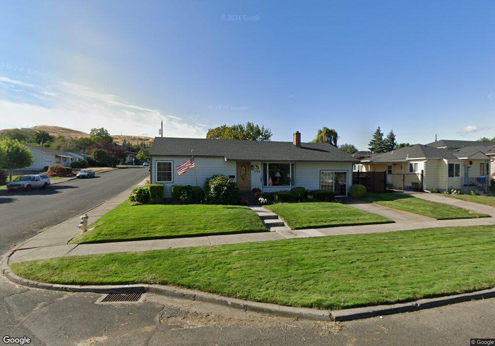 1724 E 9th St, the Dalles, OR 97058 - photo 1