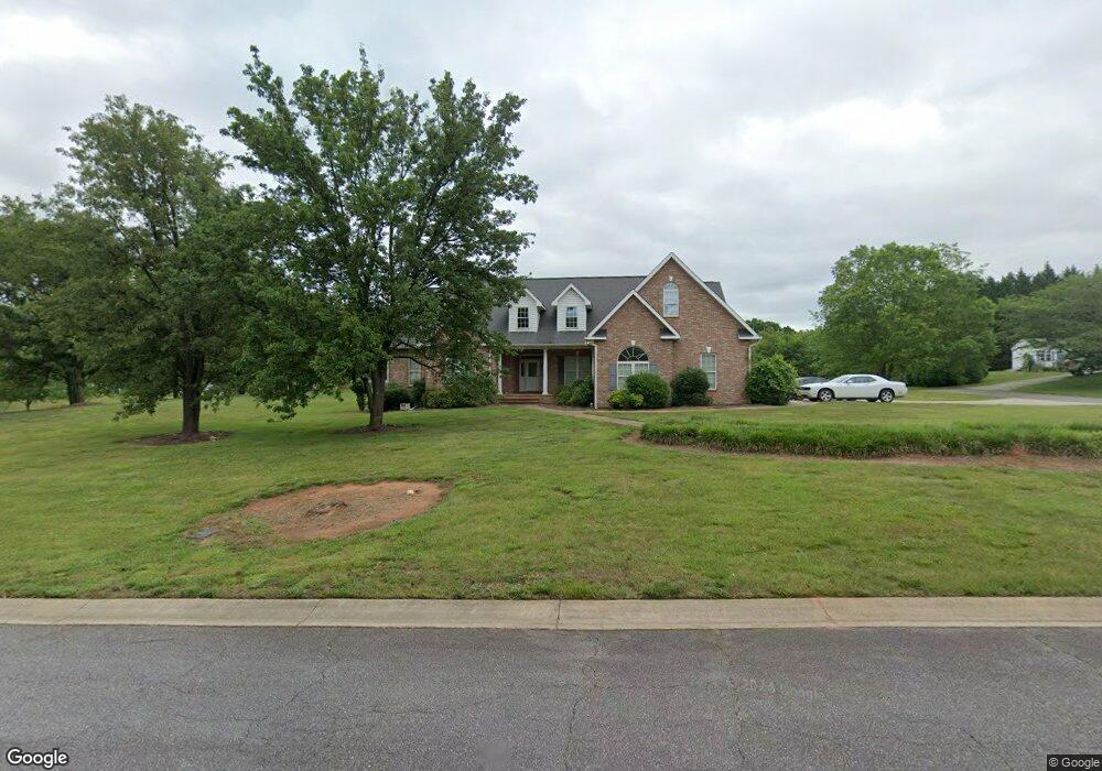 2103 James Way Dr, Statesville, NC 28625 - photo 1