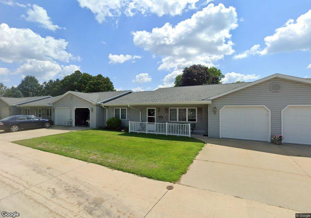 314 E Elm St unit 6, West Union, IA 52175 - photo 1