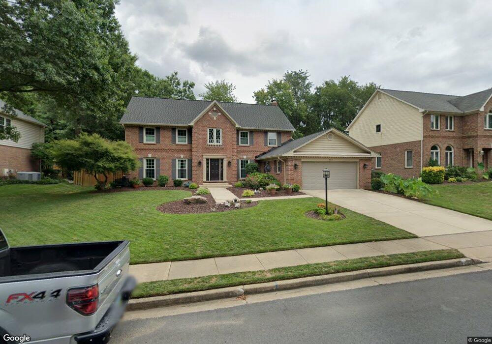 3905 Ridgelea Dr, Fairfax, VA 22031 - photo 1
