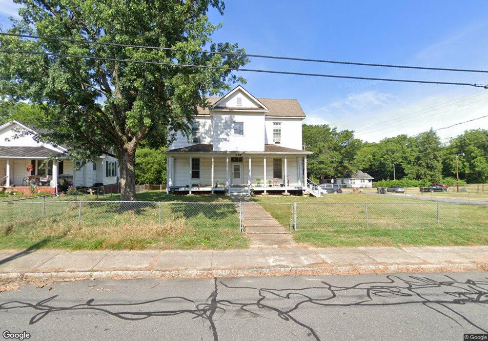 602 Montgomery St, Reidsville, NC 27320 - photo 1