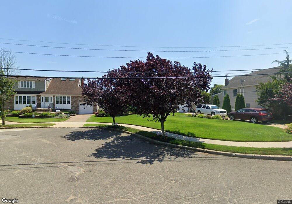 2855 Alfred Ct, Oceanside, NY 11572 - photo 1