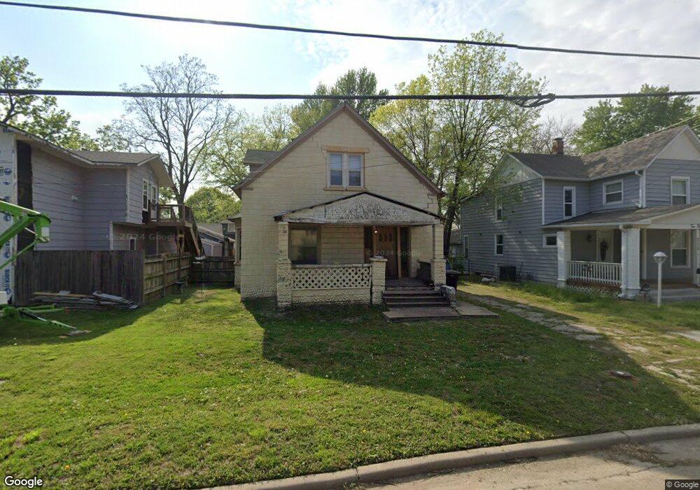 221 SW Franklin Ave, Topeka, KS 66606 - photo 1