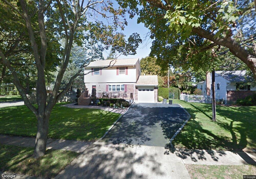 1 Plowboy Path, ComMacK, NY 11725 - photo 1