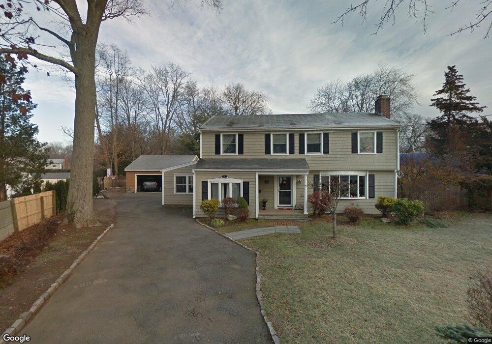 118 Glover St, Fairfield, CT 06824 - photo 1