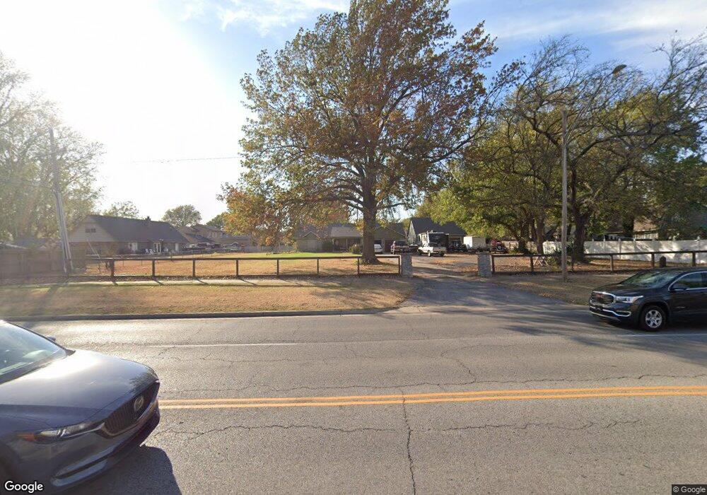 4204 S Elm Place, Broken Arrow, OK 74011 - photo 1