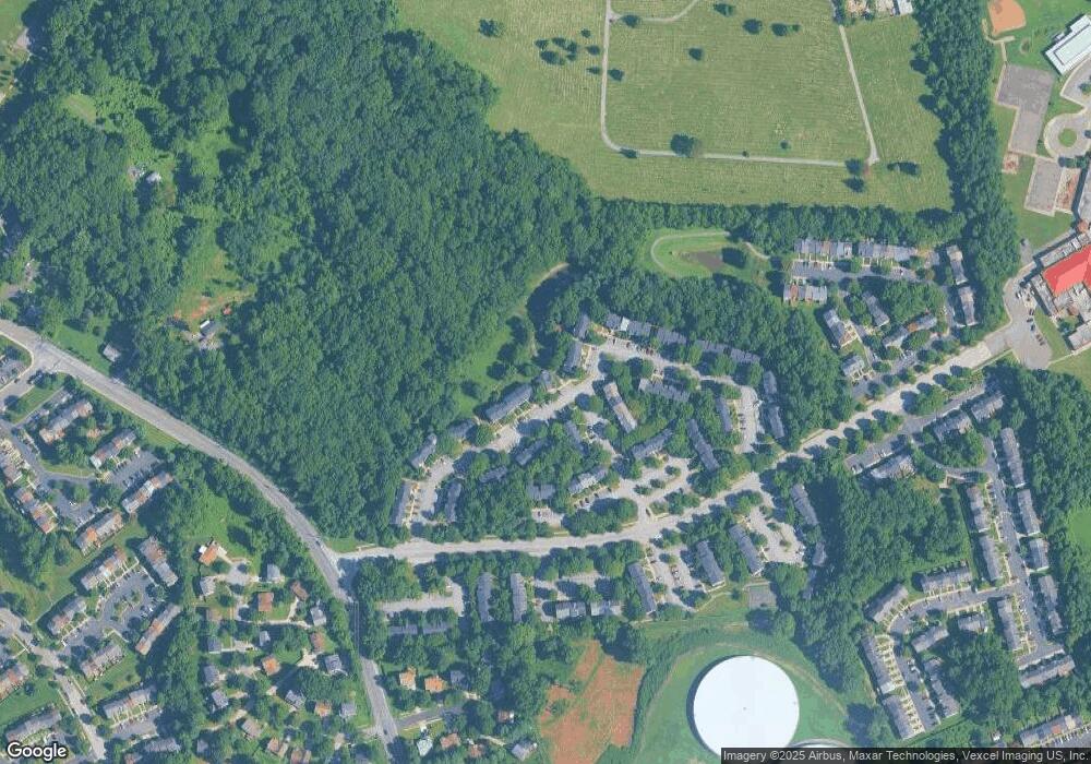 7180 Mahogany Dr, Hyattsville, MD 20785 - photo 1