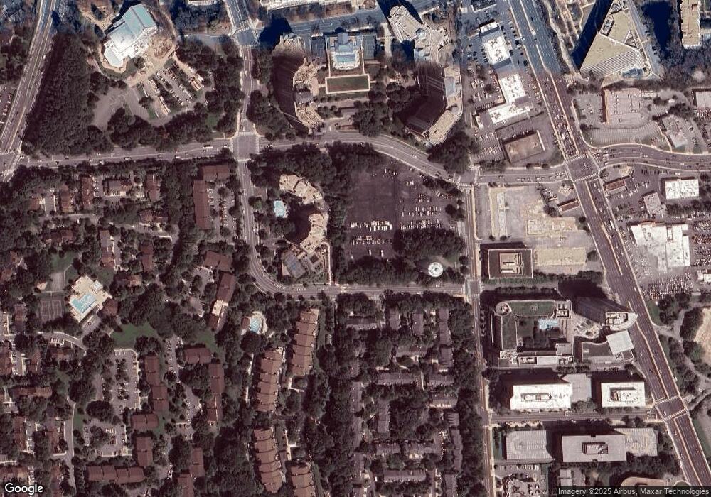 5755 Nicholson Ln, Rockville, MD 20852 - photo 1