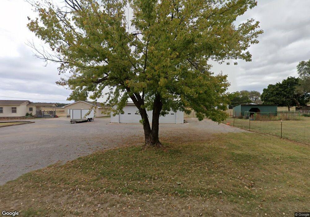 229 N Lester St, Elk City, OK 73644 - photo 1