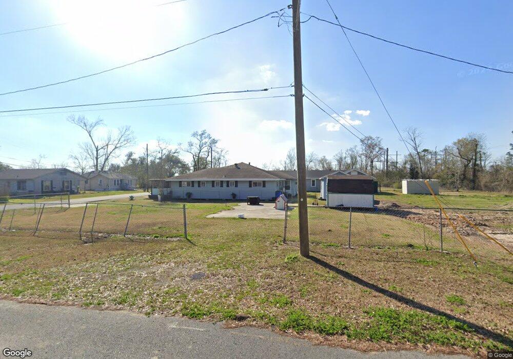 2225 Theriot St, Lake Charles, LA 70601 - photo 1