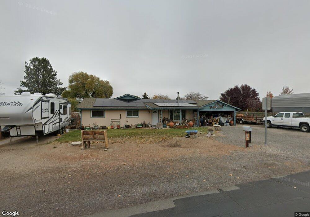 2337 SW Evergreen Ave, Redmond, OR 97756 - photo 1