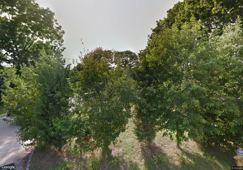 84 Oakwood Ave, Bayport, NY 11705 - photo 1