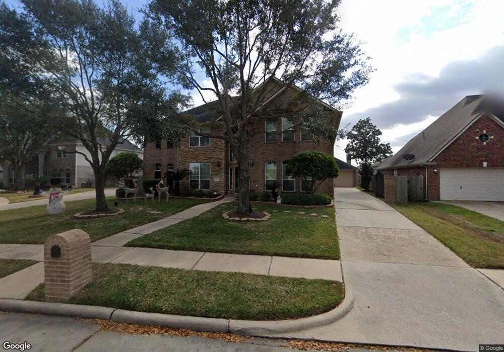 11723 Gatesden Dr, Tomball, TX 77377 - photo 1