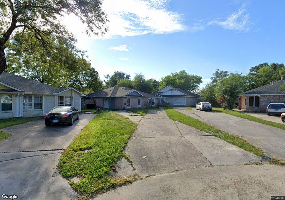 10004 Woodico Dr, Houston, TX 77038 - photo 1