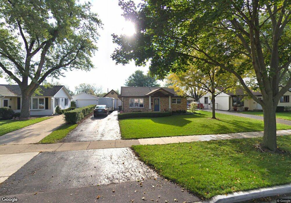 2804 Cardinal Dr, Rolling Meadows, IL 60008 - photo 1