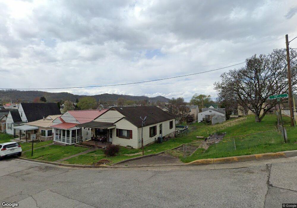 559 19th St, Dunbar, WV 25064 - photo 1