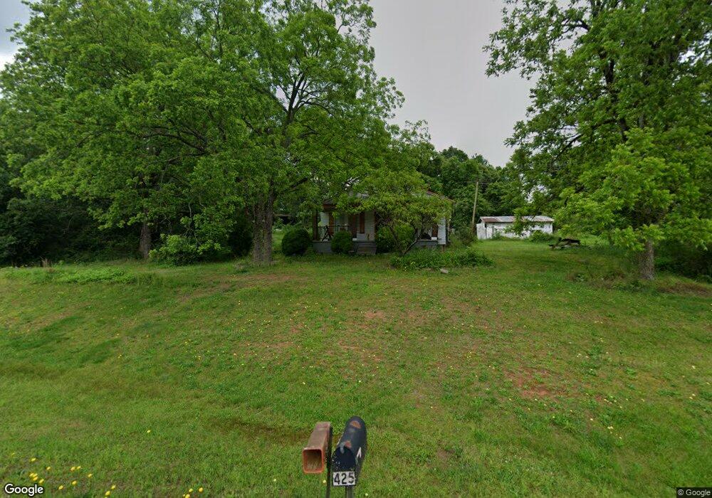 425 Hale Crossing Rd, Royston, GA 30662 - photo 1