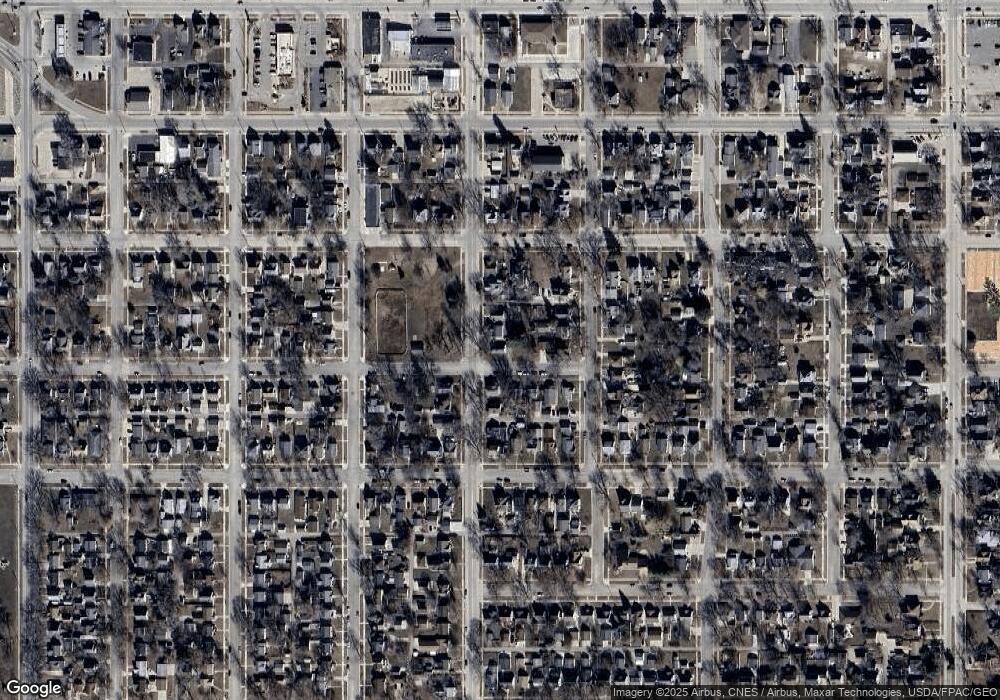 311 8th St SW, Austin, MN 55912 - photo 1