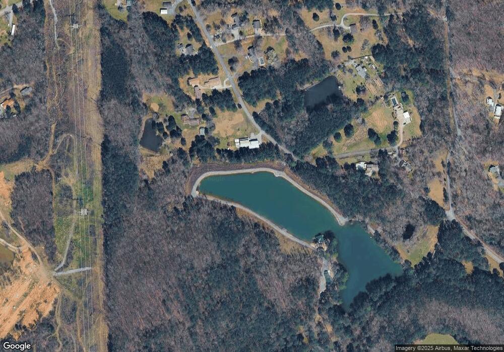 946 Lance Rd NE, Calhoun, GA 30701 - photo 1