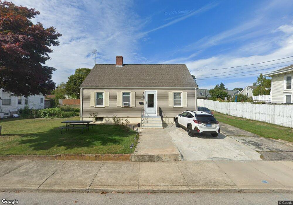 7 Lester Ave, Pawcatuck, CT 06379 - photo 1