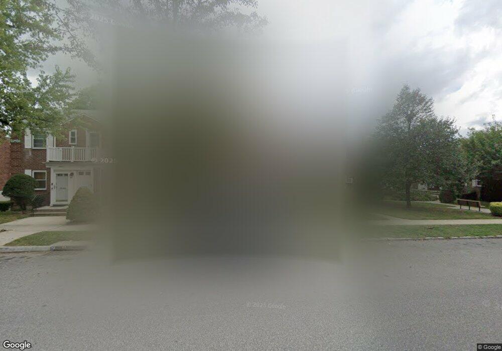 260-22 Langston Ave unit E-1, Glen Oaks, NY 11004 - photo 1