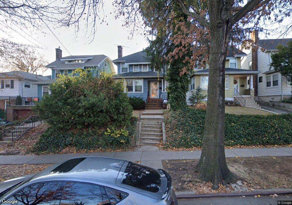 318 Forest Ave, Staten Island, NY 10301 - photo 1