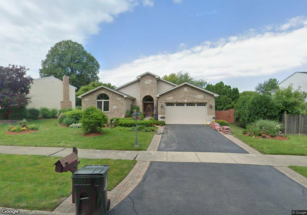 1805 Winola Ct, Naperville, IL 60565 - photo 1