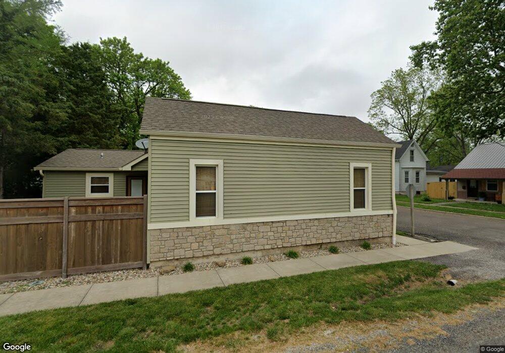 11 E Washington St, Freeburg, IL 62243 - photo 1