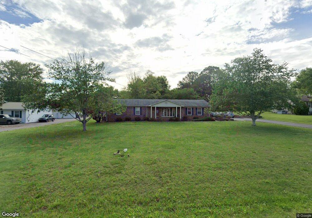 203 Ledgeview Dr, Shelbyville, TN 37160 - photo 1