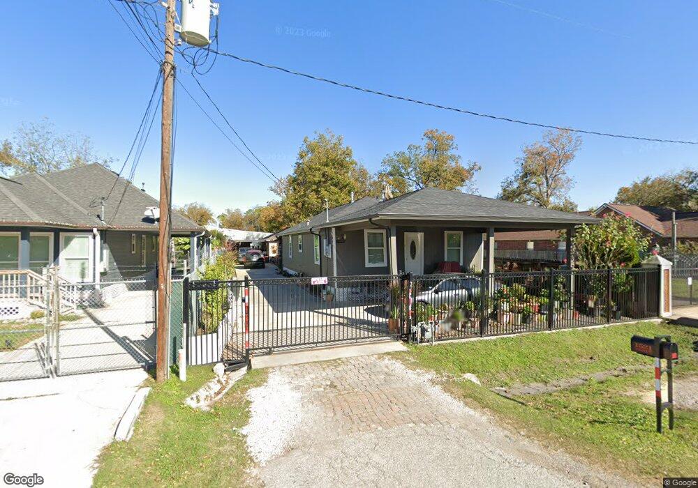 1521 Warwick Rd, Houston, TX 77093 - photo 1