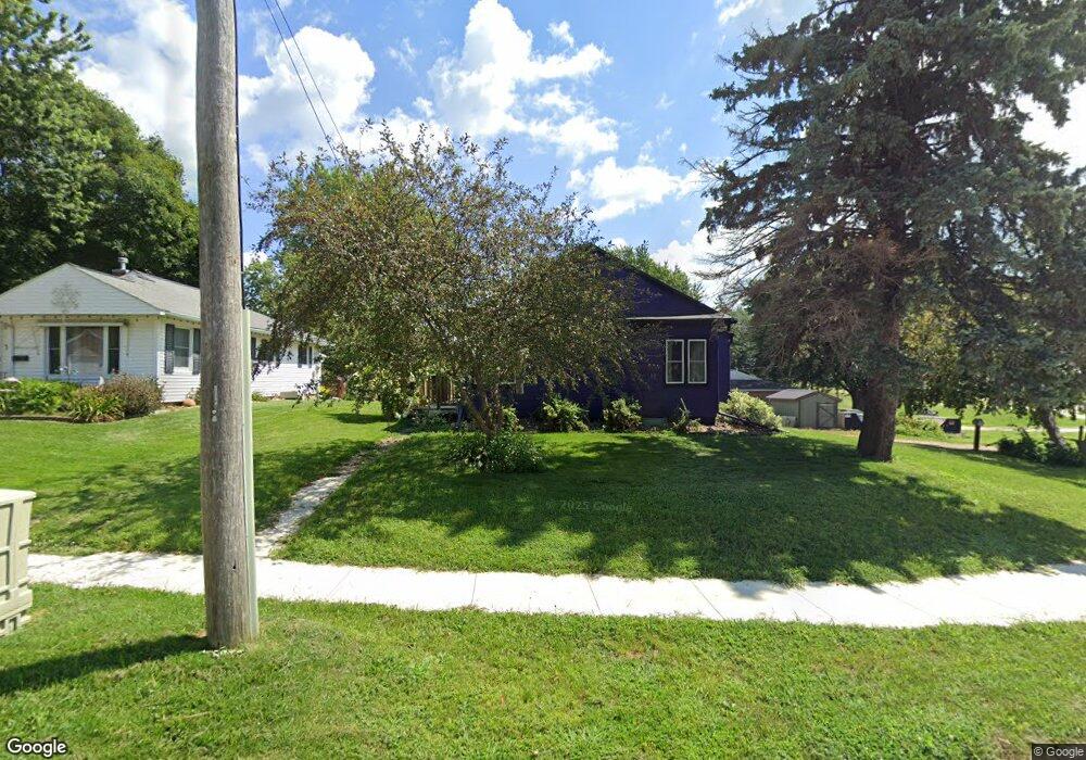 415 S Pine St, West Union, IA 52175 - photo 1