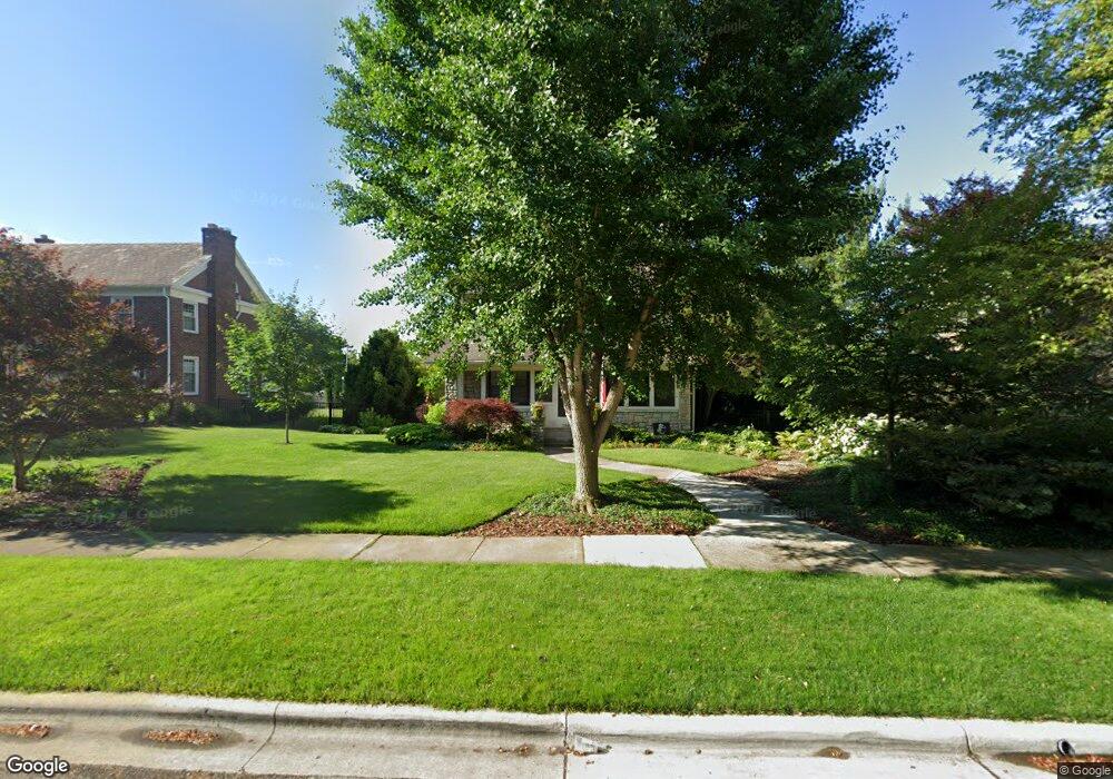 2545 Sherwood Rd, Columbus, OH 43209 - photo 1