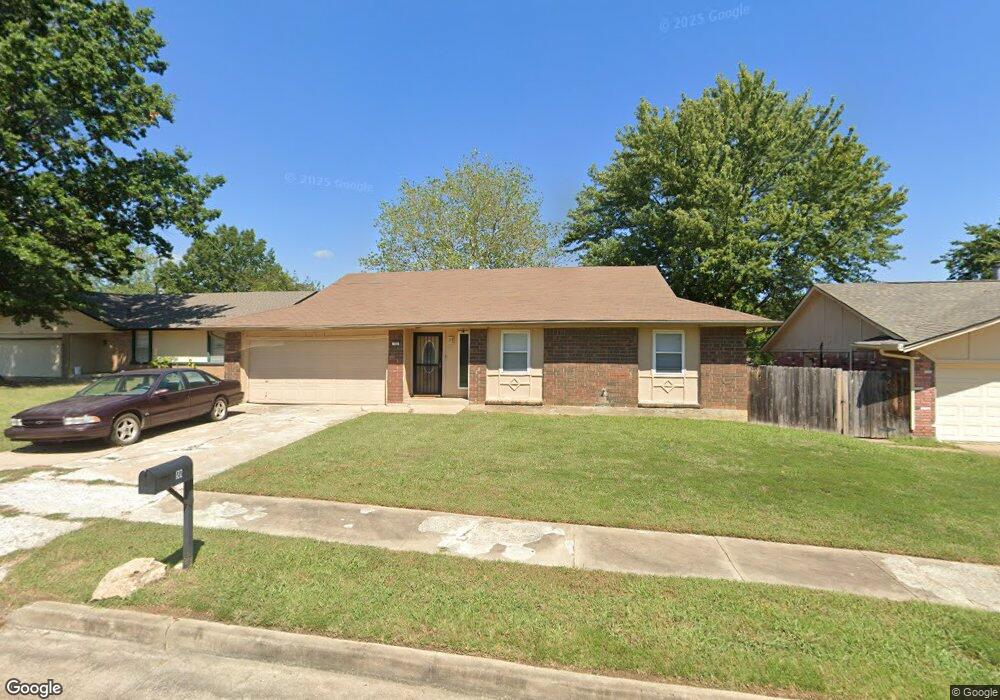 122 W Honolulu St, Broken Arrow, OK 74012 - photo 1