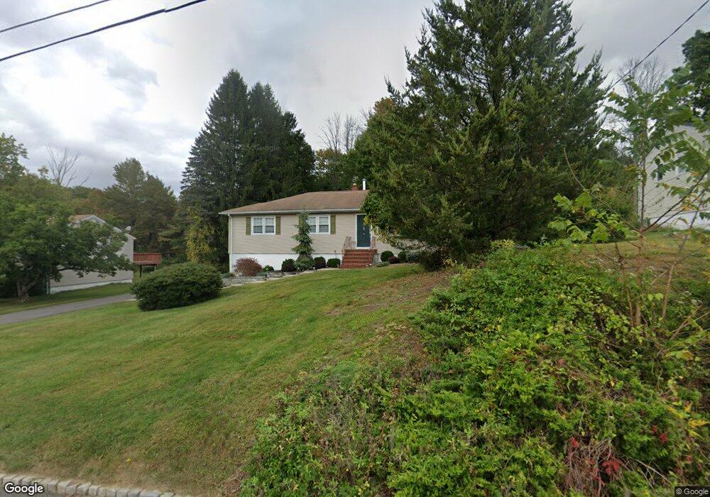 5 Meadow Ln, Hackettstown, NJ 07840 - photo 1