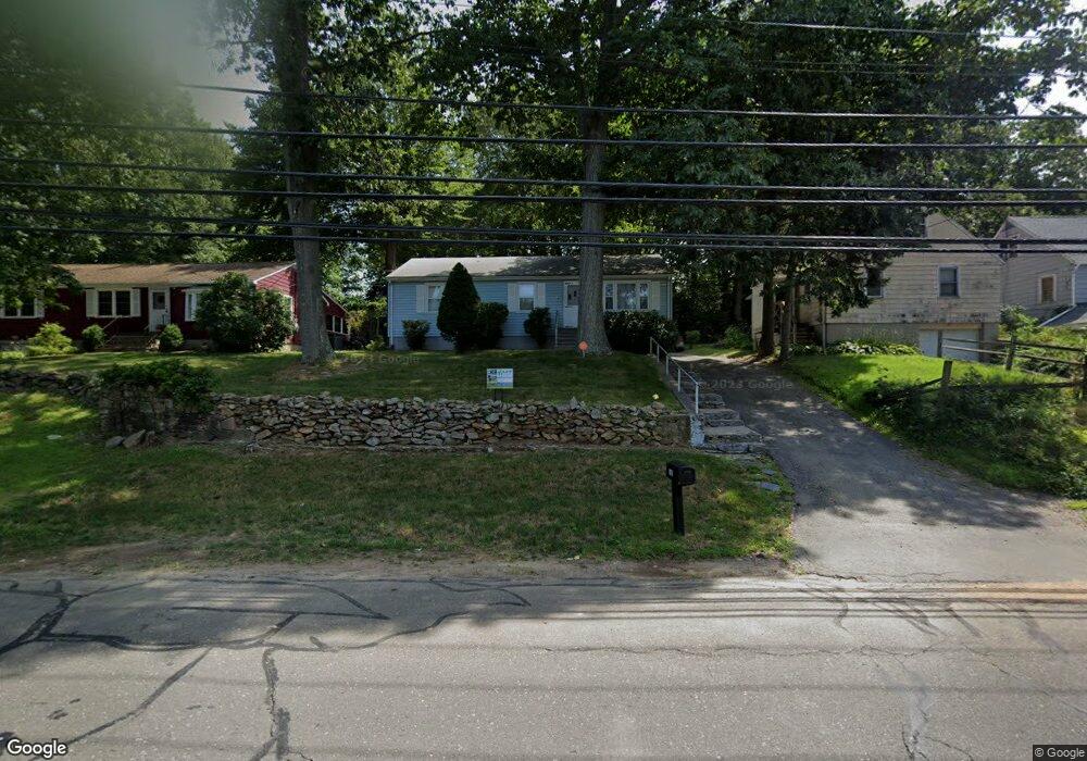 1656 Chopsey Hill Rd, Bridgeport, CT 06606 - photo 1