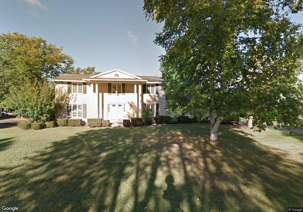 4600 Ranch Ln, Bloomfield Hills, MI 48302 - photo 1