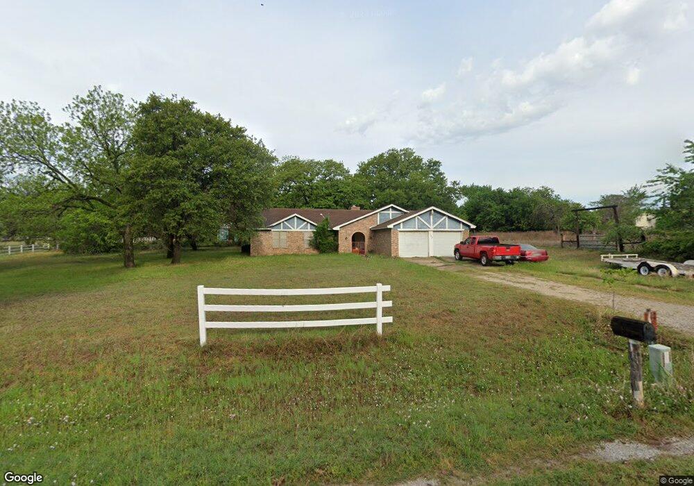 127 Briar Oaks Dr, Azle, TX 76020 - photo 1