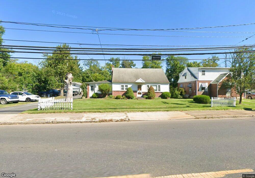 717 E Broad St, Quakertown, PA 18951 - photo 1