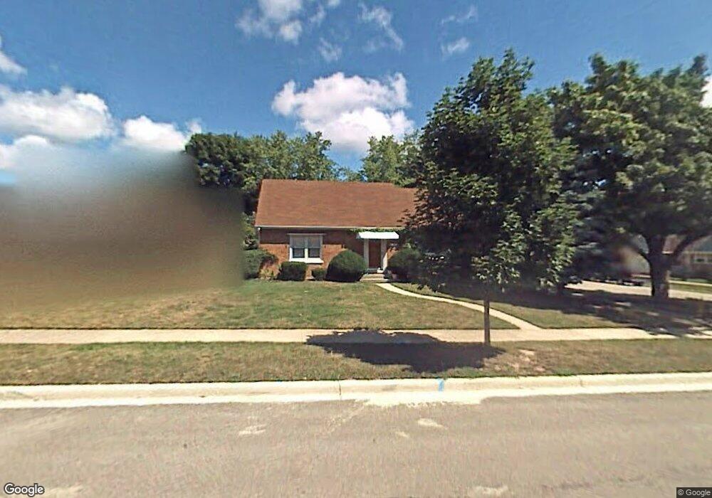 2200 8th Pkwy, Waukegan, IL 60085 - photo 1